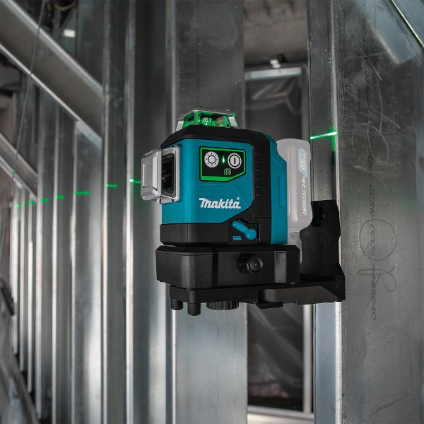 Nivel láser multilínea SK700GD Makita
